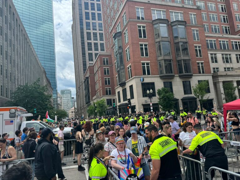 Choosing Between Armed and Unarmed Guards for Corporate Security